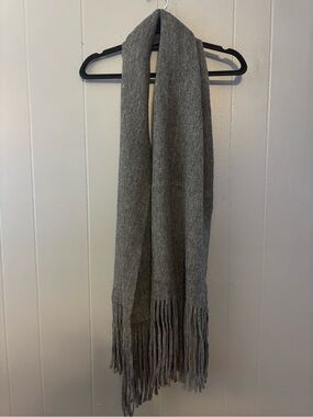 Lucky Brand Gray Fringe Scarf